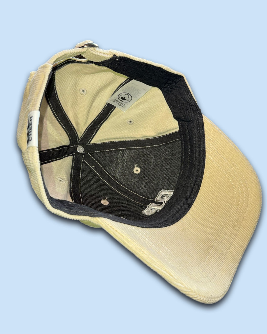 QP Cord Cap creme/schwarz
