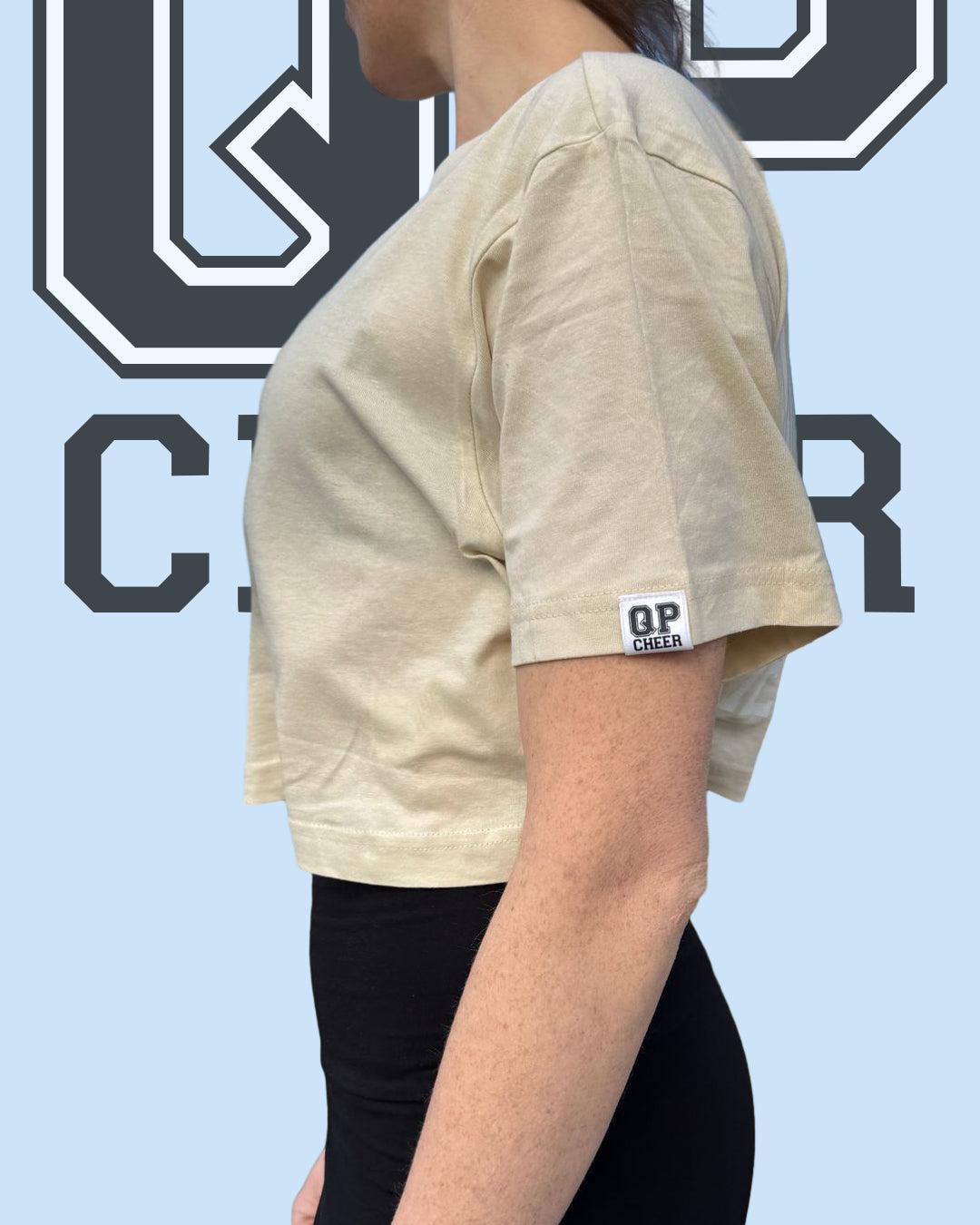 QP oversized cropped Shirt sandfarben